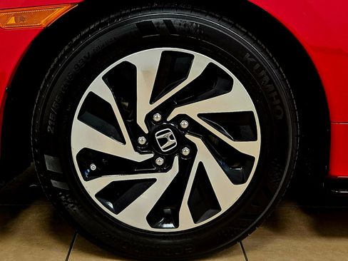 Used 2020 Honda Civic Sport image 29