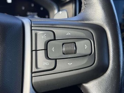 Used 2022 GMC Sierra 1500 SLT w/ SLT Convenience Package image 24