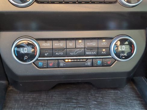 Used 2021 Ford Expedition Limited AWD/4WD image 20