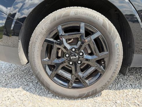 Used 2025 Kia Carnival SX Prestige FWD image 36