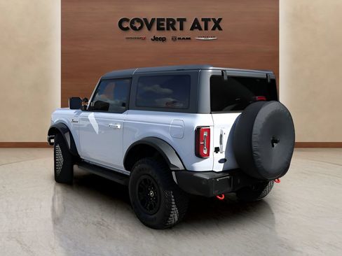 Used 2021 Ford Bronco Outer Banks w/ Sasquatch Package AWD/4WD image 3
