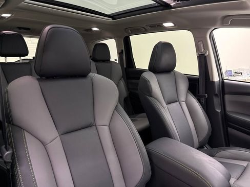 Certified 2025 Subaru Ascent Onyx Edition image 24