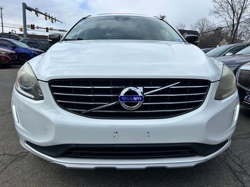 Used 2017 Volvo XC60 T6 Dynamic w/ Preferred Option Package image 8
