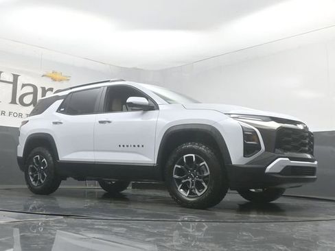New 2026 Chevrolet Equinox ACTIV w/ Convenience Package III FWD image 2
