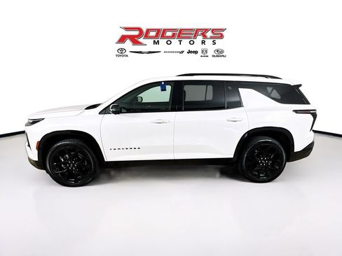 Used 2024 Chevrolet Traverse RS w/ LPO, Floor Liner Package AWD/4WD image 4