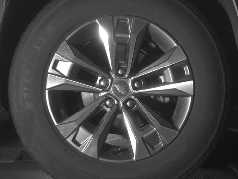 Used 2025 Chevrolet Equinox LT FWD image 15
