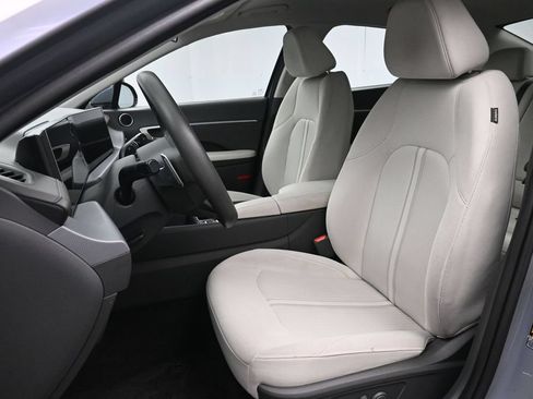 Used 2025 Hyundai Sonata SEL FWD image 15