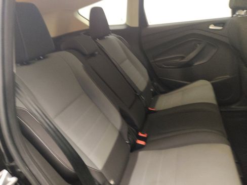 Used 2016 Ford Escape SE image 19