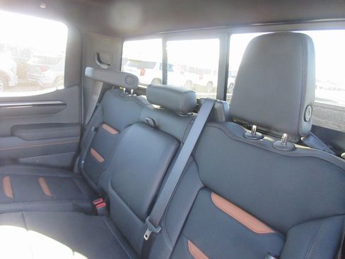 New 2026 GMC Sierra 1500 AT4 w/ AT4 Premium Package image 15