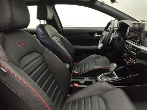 Used 2023 Kia Forte GT w/ GT2 Package FWD image 21