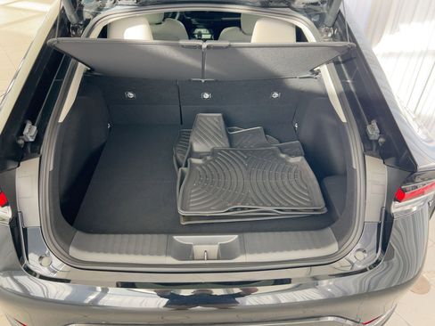 Used 2025 Toyota Prius Limited image 33