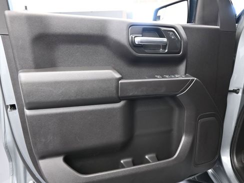 Used 2024 Chevrolet Silverado 1500 Custom Trail Boss w/ LPO, Dark Essentials Package image 16