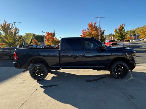 New 2025 RAM 2500 Big Horn image 7