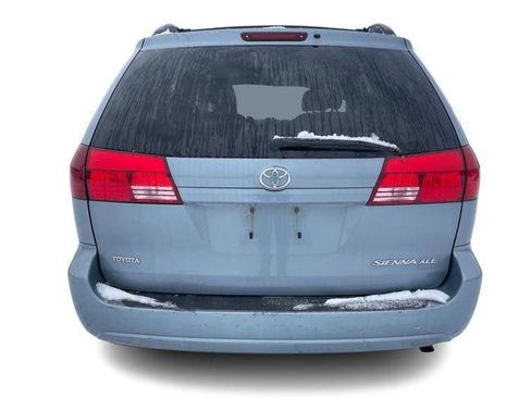 Used 2004 Toyota Sienna XLE image 4