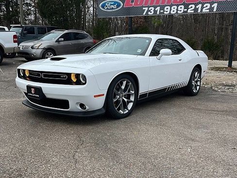 Used 2022 Dodge Challenger GT RWD image 3