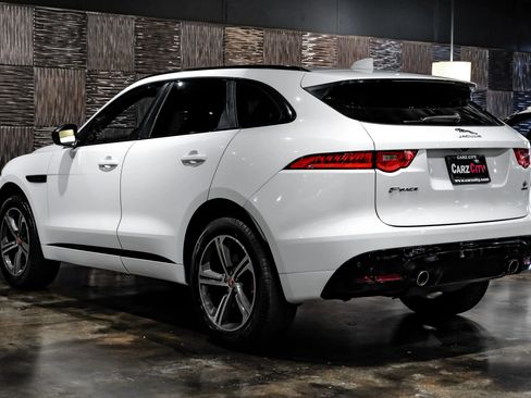 Used 2017 Jaguar F-PACE S AWD/4WD image 9