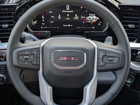 New 2026 GMC Sierra 1500 SLT image 12