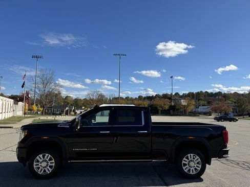 Used 2021 GMC Sierra 2500 Denali w/ Denali Ultimate Package image 8
