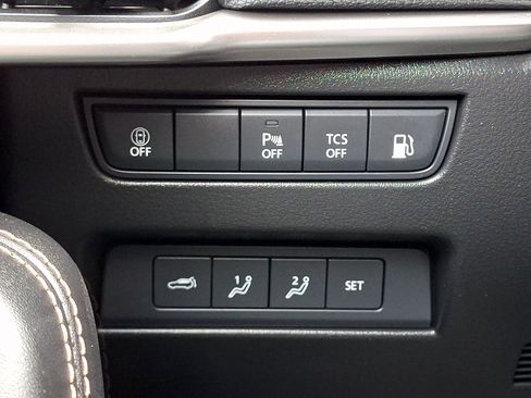 Certified 2024 MAZDA CX-90 Plug-In Hybrid w/ Premium Pkg AWD/4WD image 29