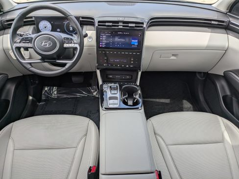 Certified 2022 Hyundai Tucson Limited w/ Cargo Package FWD image 13