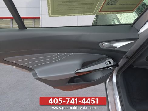 Used 2023 Volkswagen ID.4 Pro S AWD/4WD image 23