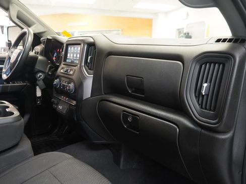 Used 2022 Chevrolet Silverado 2500 Custom w/ Custom Value Package AWD/4WD image 24