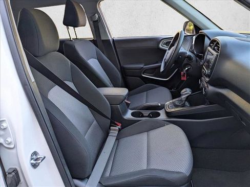 Used 2024 Kia Soul LX w/ Option Group 015 image 20