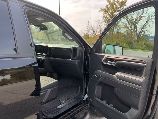 Used 2025 Chevrolet Silverado 1500 RST w/ All Star Edition Plus AWD/4WD image 18