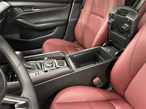 New 2026 MAZDA MAZDA3 Carbon image 23