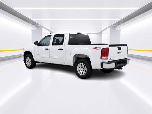 Used 2008 GMC Sierra 1500 SLE w/ Power Pack Plus AWD/4WD image 3