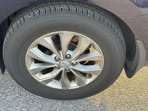 Used 2019 Kia Sedona LX FWD image 8