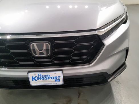 Used 2023 Honda CR-V EX image 11