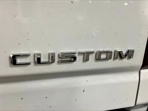 Used 2025 Chevrolet Silverado 2500 Custom w/ Custom Value Package AWD/4WD image 10