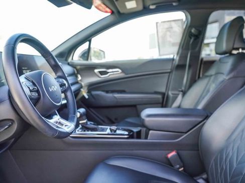 Certified 2023 Kia Sportage X-Line w/ X-Line Premium Package image 18