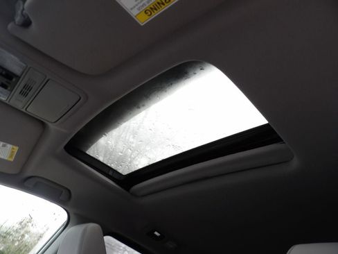 Used 2023 Honda Odyssey EX-L image 14