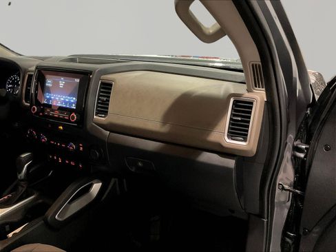 Used 2023 Nissan Frontier SV w/ SV Convenience Package AWD/4WD image 27
