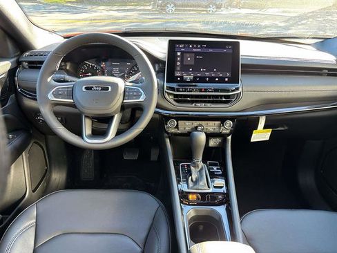 New 2026 Jeep Compass Limited image 5