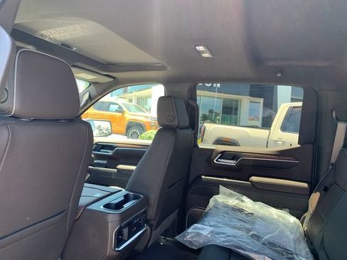 New 2026 GMC Sierra 1500 Denali w/ Technology Package AWD/4WD image 13