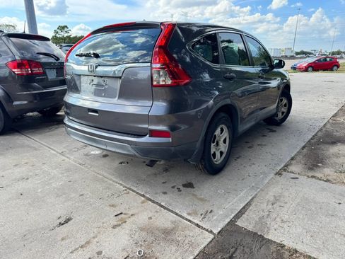 Used 2016 Honda CR-V LX image 6