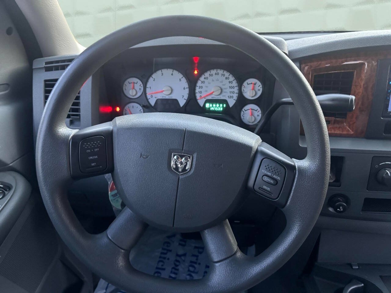 Used 2006 Dodge Ram 1500 Truck SLT RWD image 25