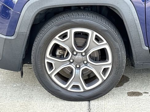 Used 2017 Jeep Renegade Limited image 11