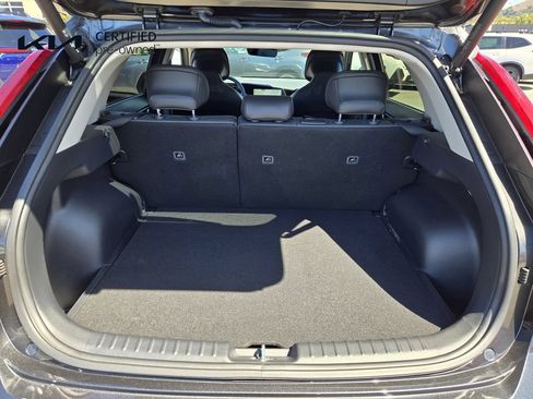 Certified 2024 Kia Niro Wind w/ Wind Preserve Package FWD image 28