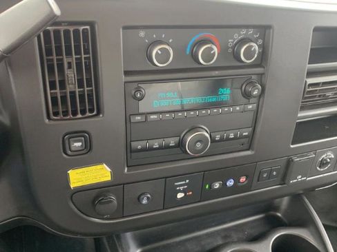 Used 2021 Chevrolet Express 4500 4500 Van w/ Power Convenience Package image 11