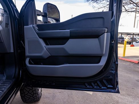 Used 2023 Ford F350 XLT image 35