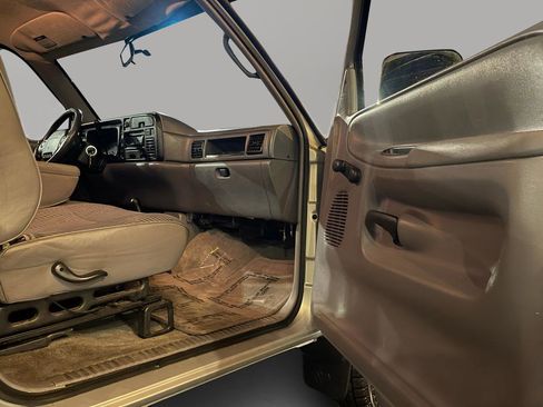 Used 1997 Dodge Ram 1500 Truck Laramie image 29