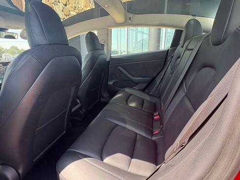 Used 2021 Tesla Model 3 Standard Range Plus RWD image 10