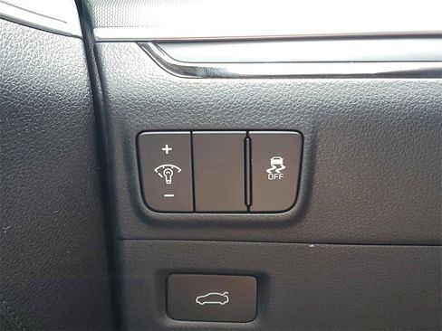 New 2025 Kia K5 LXS image 19