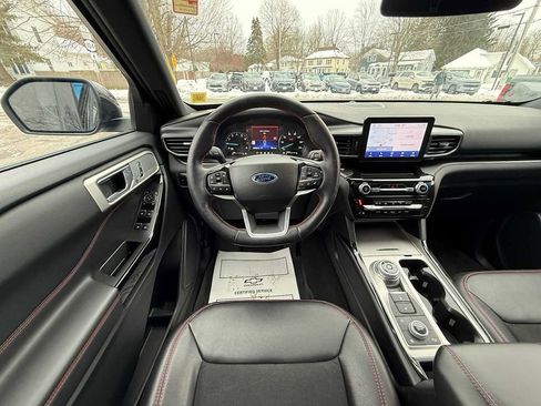 Used 2024 Ford Explorer ST-Line w/ Class IV Trailer Tow Package image 45