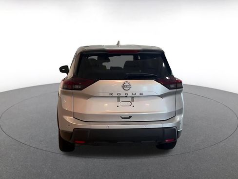 Used 2025 Nissan Rogue SV FWD image 12