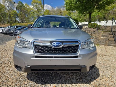 Used 2015 Subaru Forester 2.5i w/ Alloy Wheel Package AWD/4WD image 2